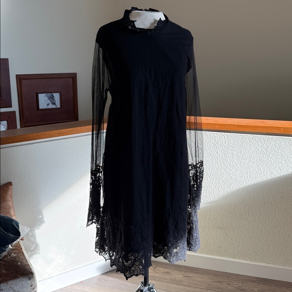 Black Lace Intimate Wear